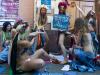 FEMEN борятся с «джинсой»