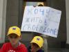 Беженцы из Донбасса пикетировали Раду