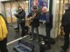 Борис Гребенщиков спел в киевском метро