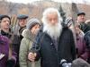 Донецкие пенсионеры взялись за вилы