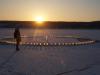 В Запорожье создали карусель из льда на Днепре 