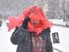 Україну почало засипати снігом