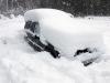 Мужчина два месяца прожил в заваленном снегом автомобиле