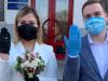 Любовь победит: в Киеве во время карантина пара расписалась в масках и перчатках