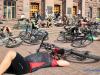 Велосипедисти влаштували під КМДА «лежачий» протест