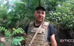«Не тільки військові мають воювати, ми теж можемо навчитись». Володимир, тракторист, батько 4 дітей::<span style="font-weight:normal">Володимир з Рівненщини, майже 30 років пропрацював трактористом і водієм вантажівок. Міг би не йти на фронт, оскільки має 4-х неповнолітніх дітей. Проте каже, що не міг сидіти вдома і пішов “за покликом серця захищати Батьківщину”. Відсутність попереднього бойового досвіду його не лякала. Найголовніше, на його думку, зупинити росіян тут, на Донбасі, і не допустити повторення трагедій, які сталися у Бучі та Ірпені.</span>