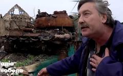 «Російські танки горіли, як сірники!» – як ЗСУ звільняли село у Миколаївській області::<span style="font-weight:normal">Мешканці села Максимівка на Миколаївщині вісім місяців прожили під російською окупацією. У селі були розташовані передові позиції російської армії, з яких вони обстрілювали Миколаїв: у місто від Максимівки – близько 30 км. Люди, які залишалися під час окупації у селі, згадують арешти, побиття та мародерство військових із Росії та угруповань ДНР та ЛНР та називають їх ордою. Розповідають, що військові РФ відходили дуже швидко вночі і не встигали забрати весь бойовий комплект, тому робили набагато простіше, підпалювали будинки, де зберігалися їхні боєприпаси. Автори: Борис Сачалко, Сергій Дікун. Відео телепроекту «Настоящее время»</span>