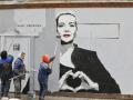 В Санкт-Петербурге закрасили граффити с Марией Колесниковой 
