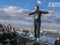 «Океан Ельзи»: спонтанний концерт на мосту в центрі Києва