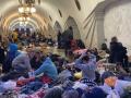Перший день війни: харків'яни ночують в метро