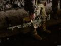 Військові ЗСУ у протистоянні з «вагнерівцями» утримують позиції на околицях Бахмута 