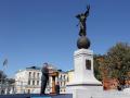 Янукович открыл харьковскую «Статую Свободы»