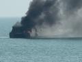 Корвет Shahid Sayyad Shirazi Ірану палає після удару торпеди США 
