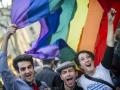 Франция легализовала однополые браки