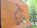 Ржавый памятник открыли в Луганске