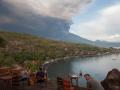 Сказочное Бали: попивая пивко, с видом на извержение вулкана
