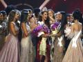 Мисс Вселенная-2018: яркие национальные наряды и дефиле в купальниках