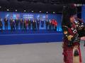 Лідери НАТО зібралися на сімейне фото під звуки шотландської волинки
