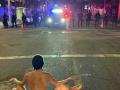 «Голая Афина»: Фотографии обнаженной участницы митинга в Портленде стали символом протестов