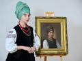 У художньому музеї Чернігова «оживили» портрети модниць минулих століть