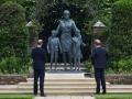 Вільям та Гаррі разом відкрили монумент принцесі Діані