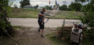 Небезпечні ігри: українські діти граються у війну