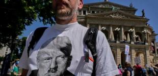 День народження Трампа американці відзначили масштабними протестами: фото