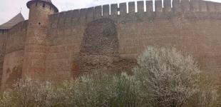 У Хотинській фортеці обвалився стародавній мур