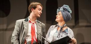 Син Наталії Сумської показав фото 70-річної акторки в молодості і захопив її красою