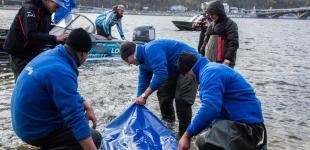 В Днепр выпустили тысячи килограмм рыбы