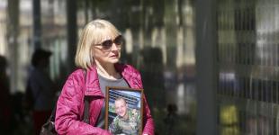 День Матери: шествие матерей погибших украинских защитников в Киеве 