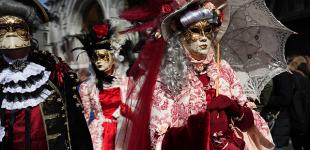 Венецианский карнавал: игра, любовь и безумие