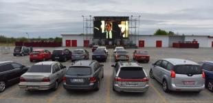У Львові відкрився перший в Україні автокінотеатр на даху