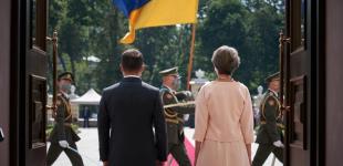 Офіційна церемонія зустрічі президентів України та Швейцарії