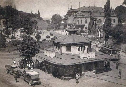 Європейська площа Київ – рідкісне фото 1920-х показали, як виглядала площа раніше