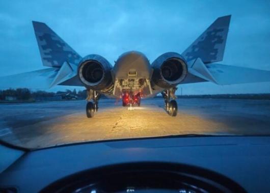 Рідкісне фото: росіяни показали прихований відсік Су-57 для ракет