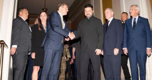 Зеленський переконав Вашингтон: у США заговорили про перемогу України 