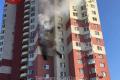 В Киеве горит многоэтажка на Бориспольской
