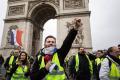 Чого вимагають «Жовті жилети» у Франції: ані слова про бензин