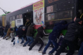 Харьков завалило снегом: сугробы до нескольких метров 
