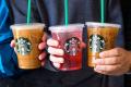 Starbucks полностью откажется от пластиковых соломинок 