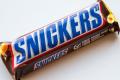 Snickers в Испании пришлось извиняться за рекламу после обвинений в гомофобии