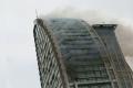 В Баку пожар охватил семь этажей 130-метровой высотки 