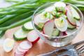 Салат із редиски з яйцем та огірком: рецепт простої та корисної страви