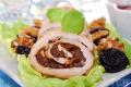 Курячий рулет із чорносливом: рецепт цікавої закуски