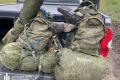 Дешево, сердито і жодної копійки з держбюджету: у РФ вигадали нехитрий спосіб, як забезпечити зимовим одягом армію