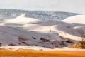 Теплая зима в Европе стала причиной снега в пустыне Сахара