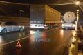 В Киеве на Южном мосту грузовик въехал в легковушку: двое погибли