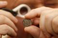 Золото, срібло, монети, сережки: металошукач натрапив на 800-річний скарб