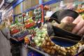 Рекордний обвал цін: в Україні може подешевшати популярний продукт